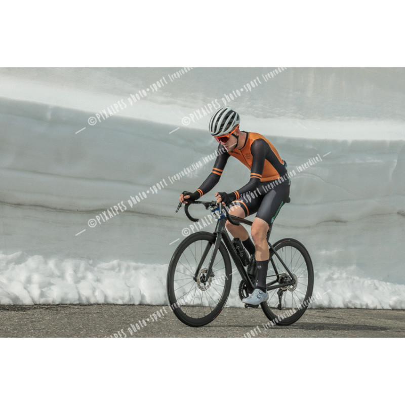 24GLBCH_1026