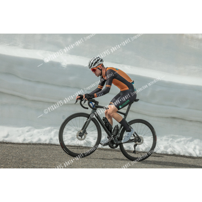24GLBCH_1027