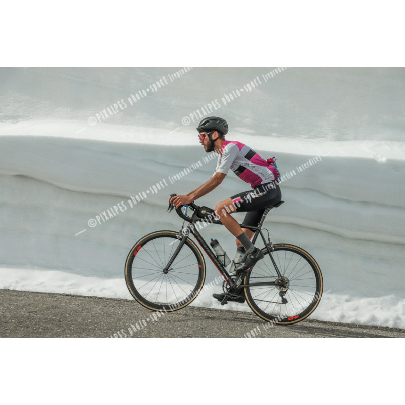 24GLBCH_1043