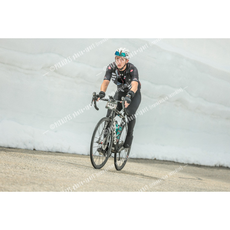 24GLBCH_2743