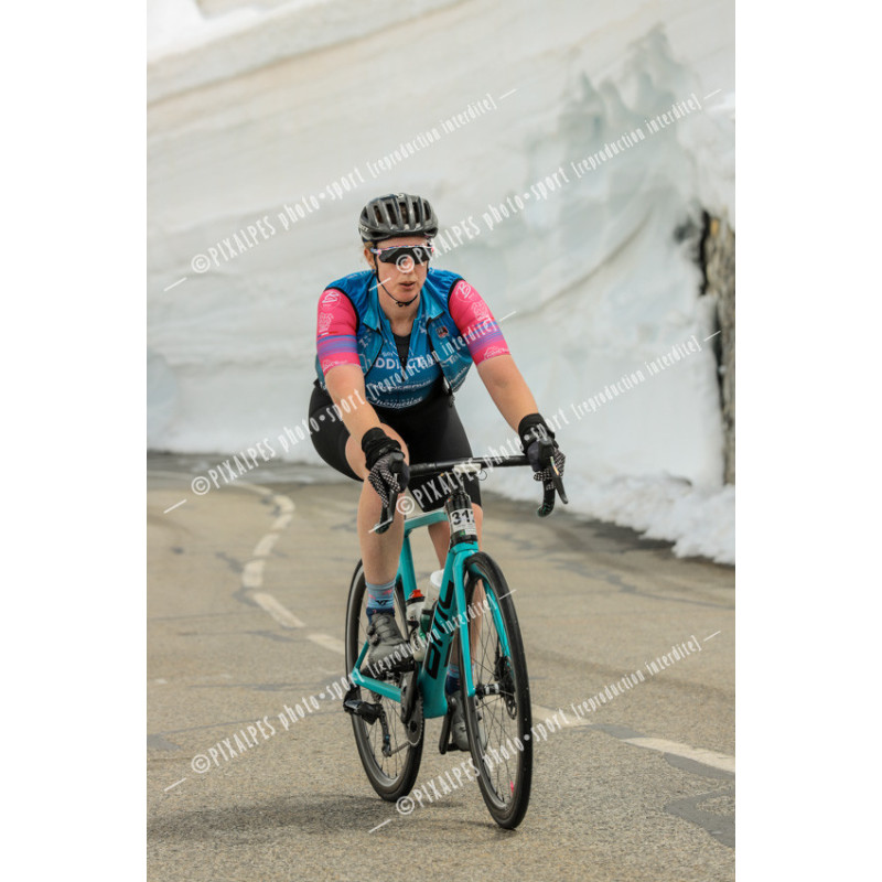 24GLBCH_5895