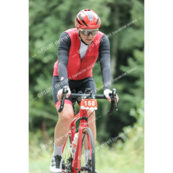 24DVELO_2575